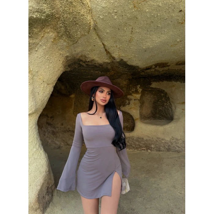 Vizon Kare Yaka Tek Yırtmaçlı Elbise