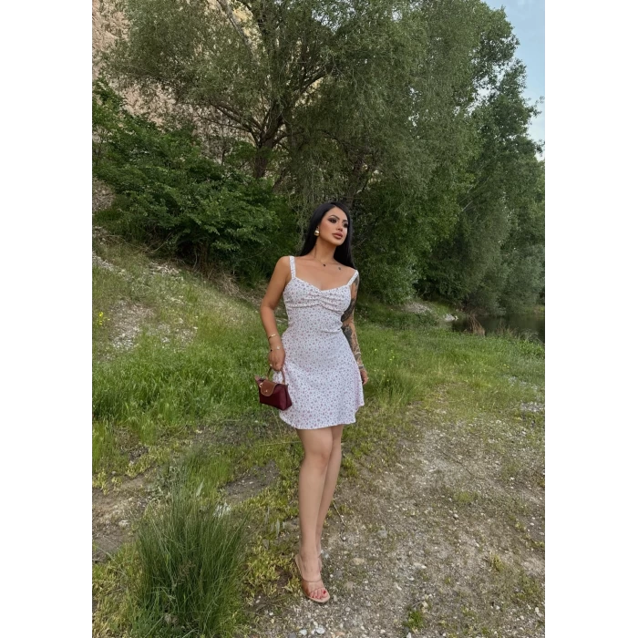 Yaka Büzgülü Çiçek Elbise