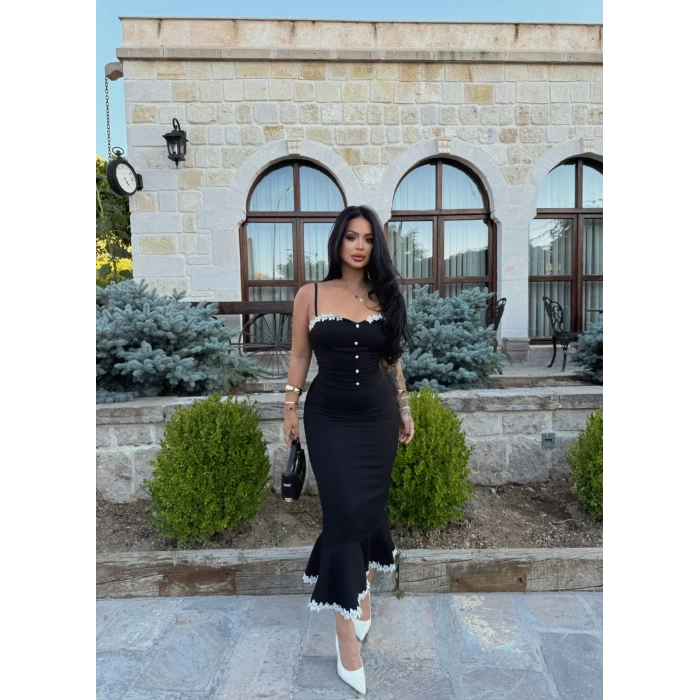 Yaka Düğmeli Güpürlü Atlas Elbise