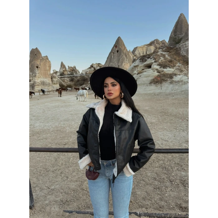 Yaka Peluşlu Deri Ceket