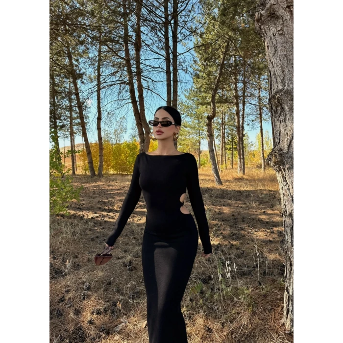 Yan Tokalı Triko Elbise