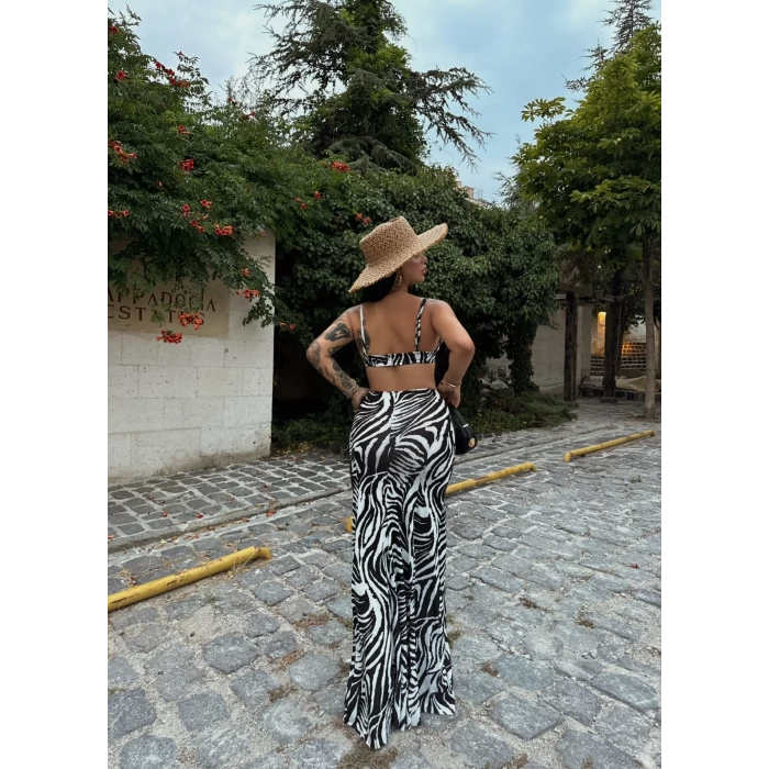Zebra Yan Pencereli Maxi Elbise