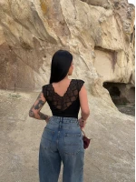 Siyah Ön Arka Güpürlü Bodysuit