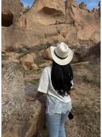 Beyaz Eteği Güpürlü Basic Tişört