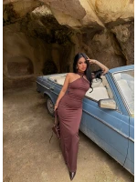 Kahve Yaka Aksesuarlı Maxi Elbise