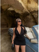 Siyah Boyundan Geçmeli Degaje Elbise