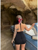 Siyah Boyundan Geçmeli Degaje Elbise