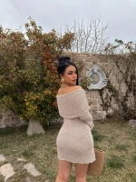 Bej Katlamalı Triko Madonna Elbise