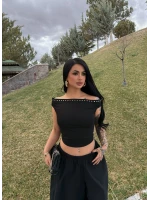 Siyah Droplu Kayık Yaka Crop