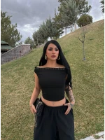 Siyah Droplu Kayık Yaka Crop