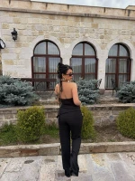 Siyah Yaka Aksesuarlı İkili Takım