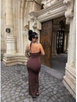 Kahve Göğüs Aksesuarlı Maxi Elbise