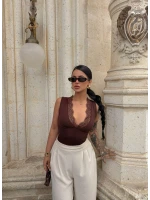 Kahve Güpürlü V Yaka Basic Crop