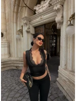 Siyah Güpürlü V Yaka Basic Crop