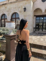 Siyah Boyundan Bağlamalı Halka Crop