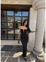 Siyah Yaka Aksesuarlı Straplez Elbise