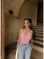 Pembe Boyundan Geçmeli Güpürlü Bodysuit