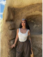 Beyaz Sırt Dekolte Bodysuit