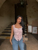 Pembe Göğüs Bağcıklı Biyeli Crop