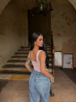 Pembe Göğüs Bağcıklı Biyeli Crop