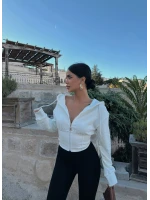 Beyaz Bel Korseli Kapşonlu Hırka