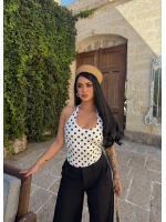 Beyaz Boyundan Geçmeli Puantiyeli Crop