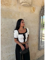 Beyaz Kare Yaka Kurdela Crop