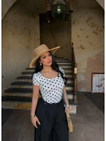 Beyaz Kare Yaka Puantiyeli Bluz