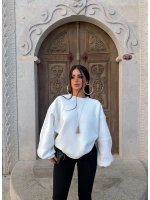 Beyaz Kol Parçalı Şardonlu Sweat