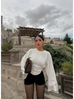 Beyaz Kolları Volanlı Korse Sweat