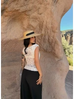 Beyaz Kroşe Ajurlu Örgü Crop