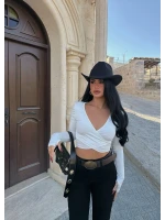 Beyaz Kruvaze Parmak Geçmeli Crop