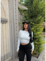 Beyaz Parmak Geçmeli Scuba Crop