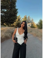 Beyaz Sırt Açık V Bodysuit