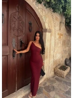 Bordo Omuz Tokalı Tek Yırtmaçlı Elbise