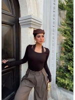 Kahve Dantel Detaylı Kare Yaka Bluz