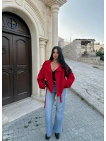 Kırmızı Dik Yaka Kuşaklı Trençkot