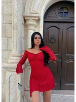 Kırmızı Kayık Yaka Güpürlü Elbise