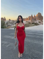Kırmızı Sırt Dekolte Gloplu Maxi Elbise