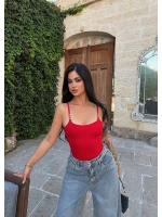 Kırmızı Metal Aksesuarlı Bodysuit