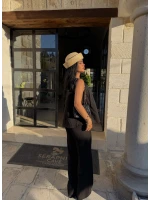 Siyah Capri Boyundan Geçmeli Takım