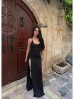 Siyah Çift Yırtmaçlı Sırt Çapraz Elbise
