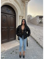 Siyah Dik Yaka Kuşaklı Trençkot