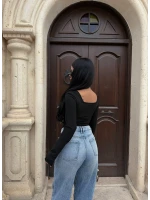 Siyah Lisa Kare Yaka Bodysuit