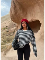 Siyah Modal Çizgili Basic Sweat