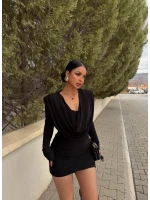 Siyah Omuz Vatkalı Degaje Elbise
