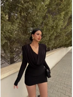 Siyah Omuz Vatkalı Degaje Elbise