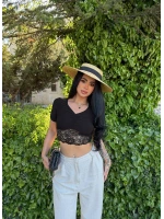 Siyah Ön Büzgülü Güpürlü Crop