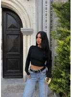 Siyah Parmak Geçmeli Scuba Crop