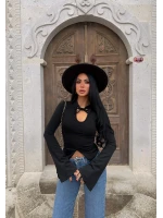 Siyah Yaka Bağcıklı Volanlı Crop